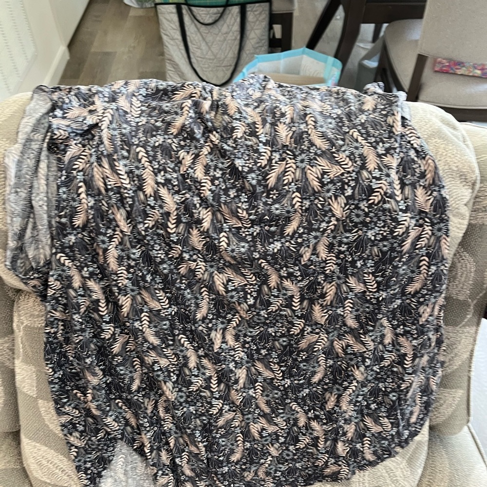 Women’s XL Loft Top